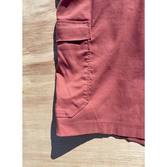 Duluth Trading Multi‎ Pocket Nylon Expandable Men's Rust Cargo Shorts Men - Picture 4 of 6